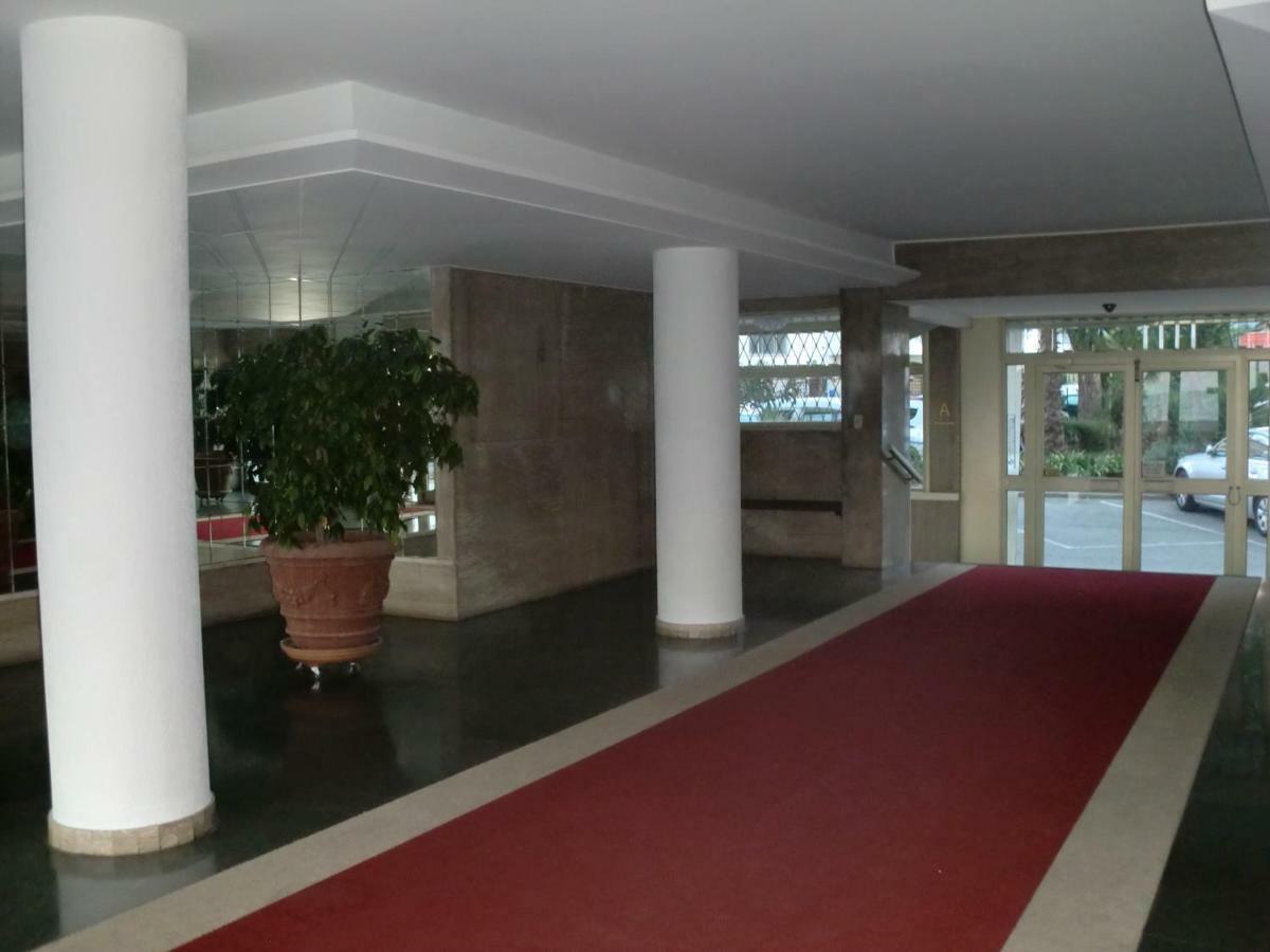 Le Chantilly Cagnes-sur-Mer Buitenkant foto